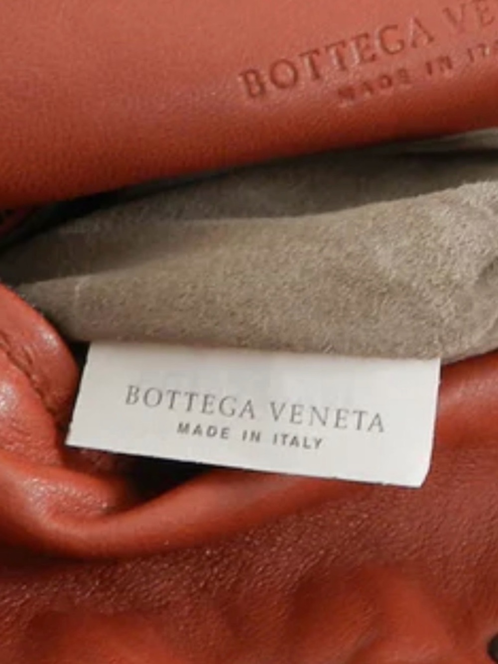 Bottega Veneta Intrecciato in Corallo priced to sell! Pristine condition! - Picture 9 of 16